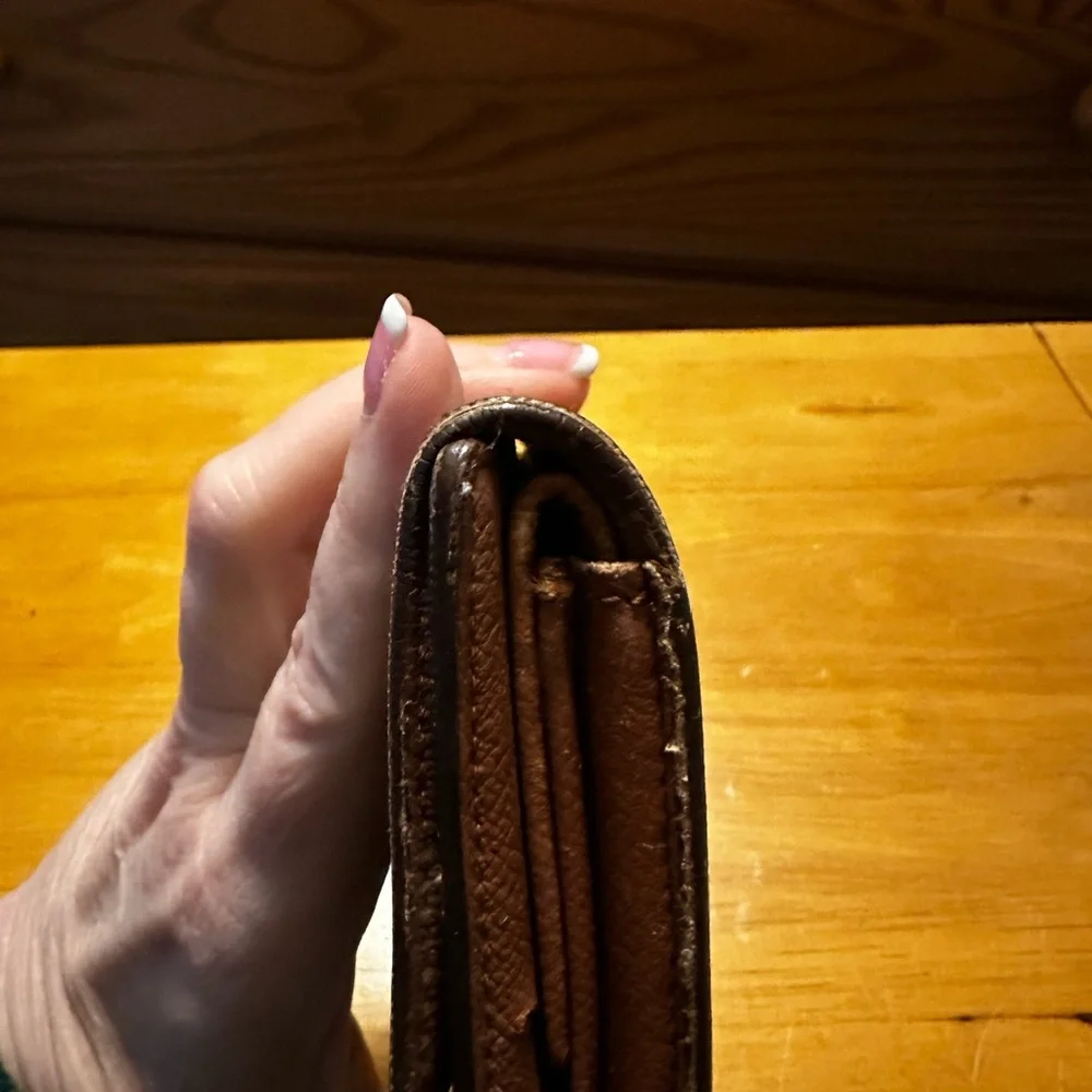 Louis Vuitton Brown Monogram Large International Trifold Wallet - Picture 5 of 11